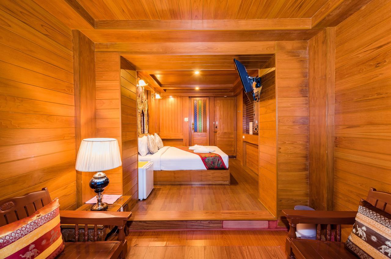 Baan Ratchapruek Villa Phuket Eksteriør billede