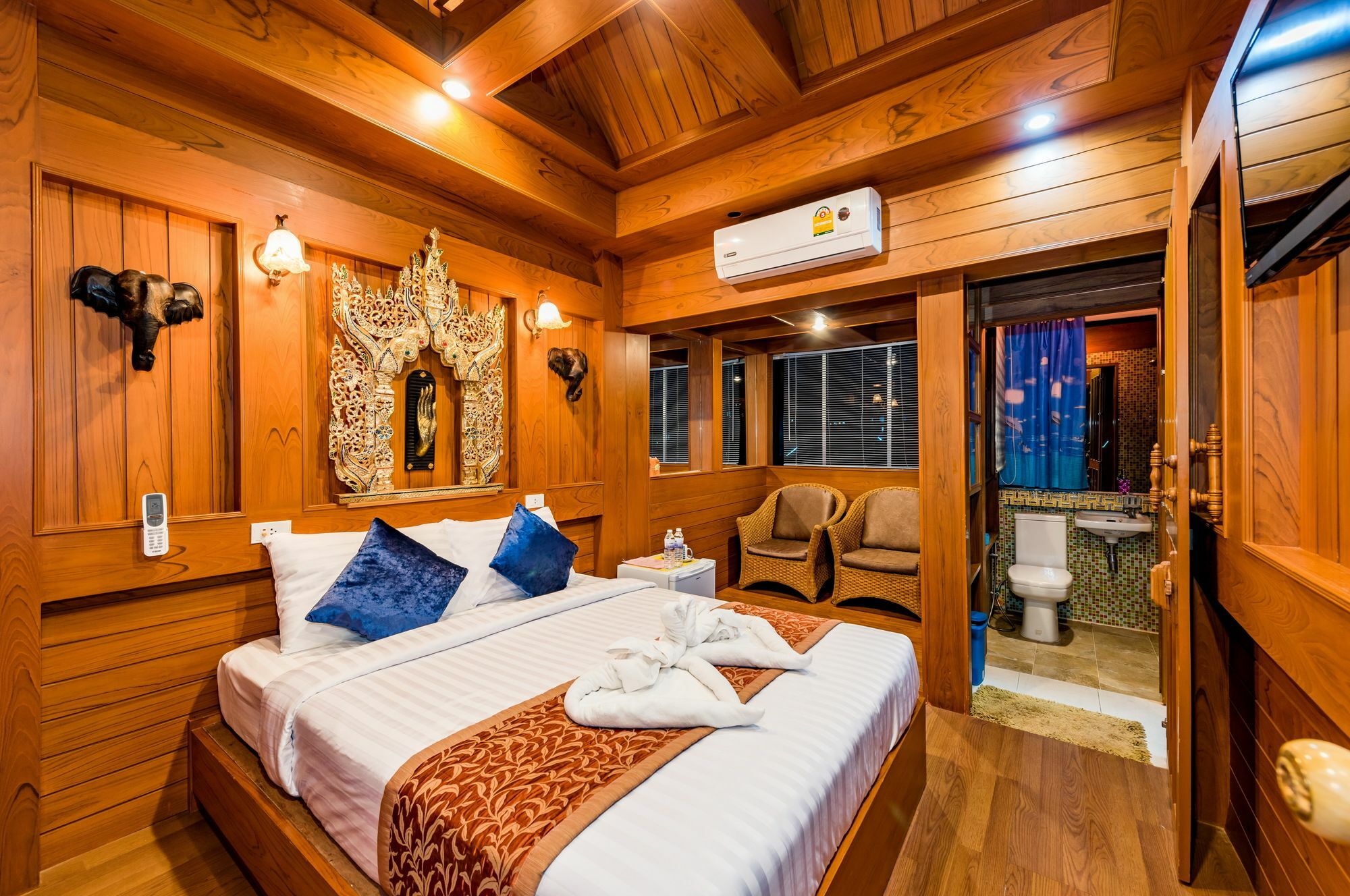 Baan Ratchapruek Villa Phuket Eksteriør billede