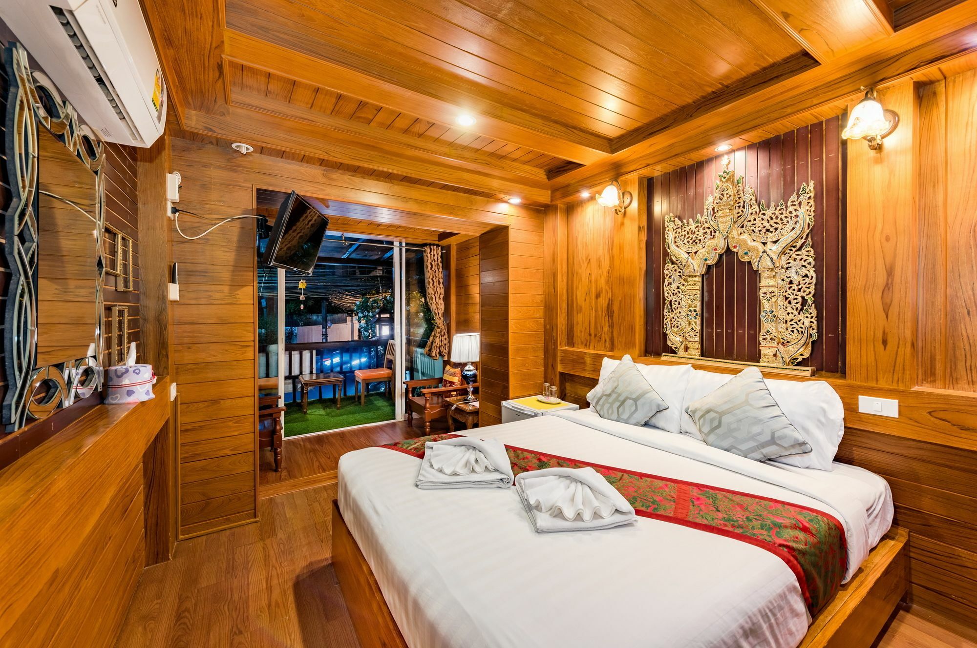Baan Ratchapruek Villa Phuket Eksteriør billede