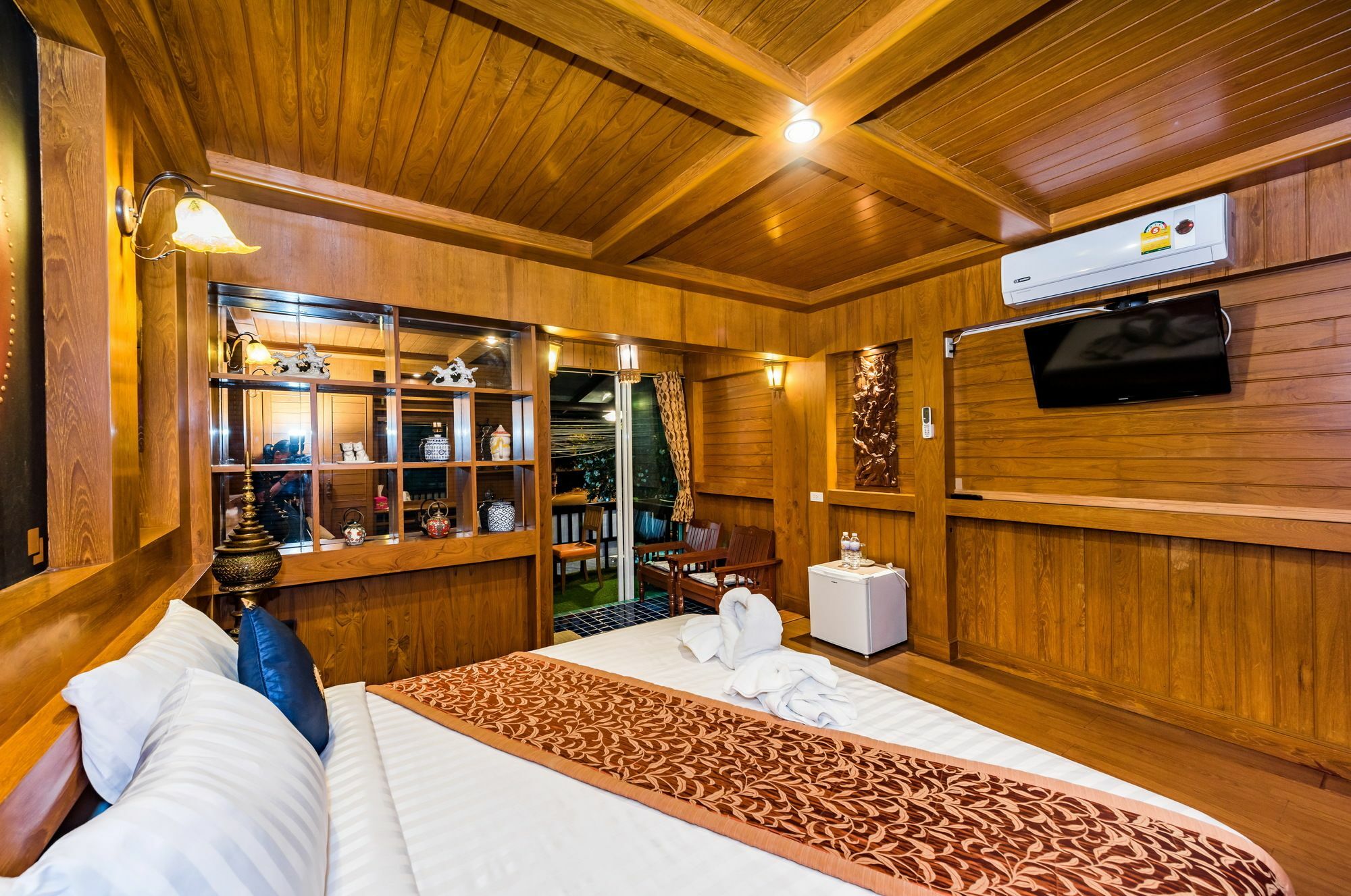 Baan Ratchapruek Villa Phuket Eksteriør billede